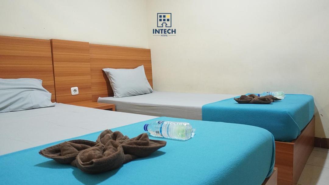 Intech Hostel Bandung Exterior foto